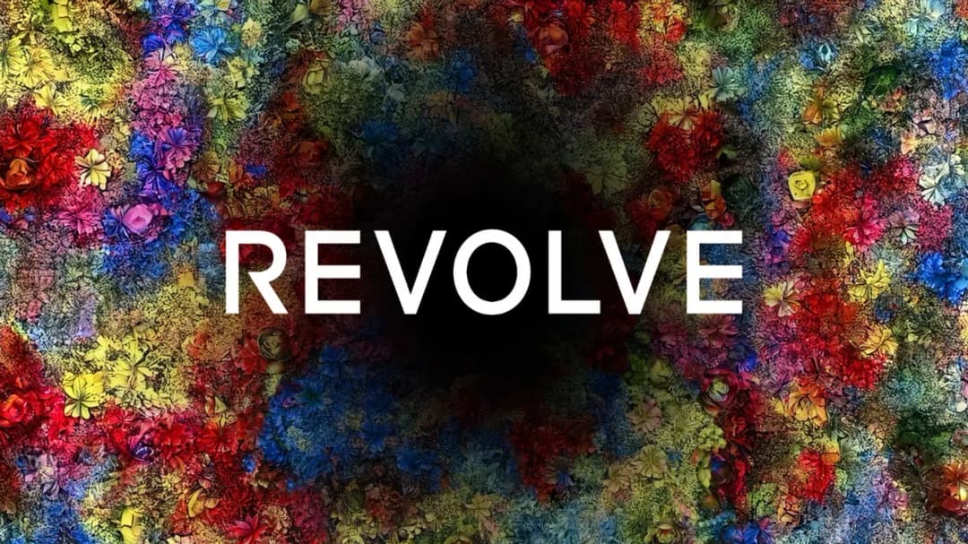 SHOP REVOLVE